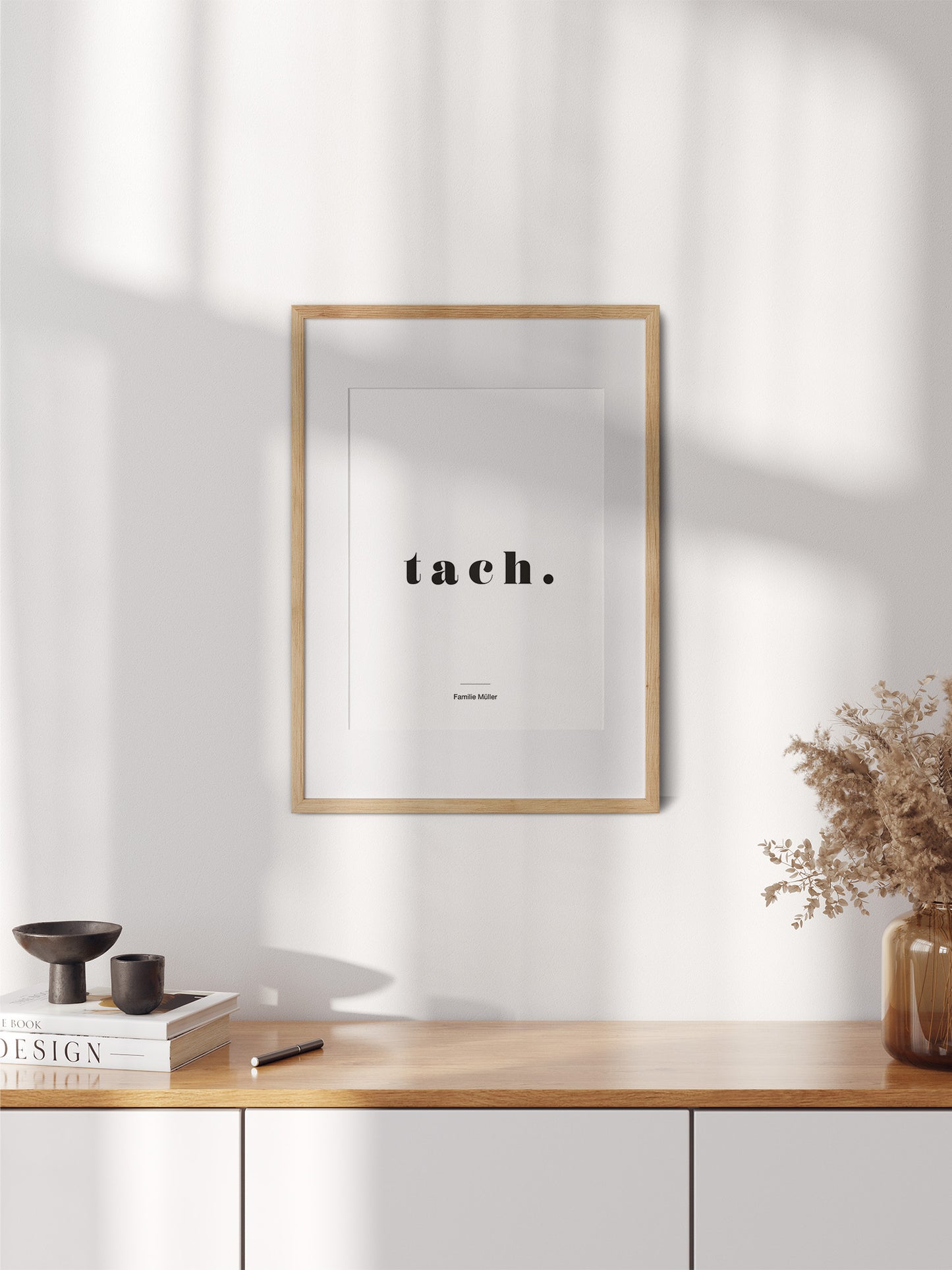 tach. Poster
